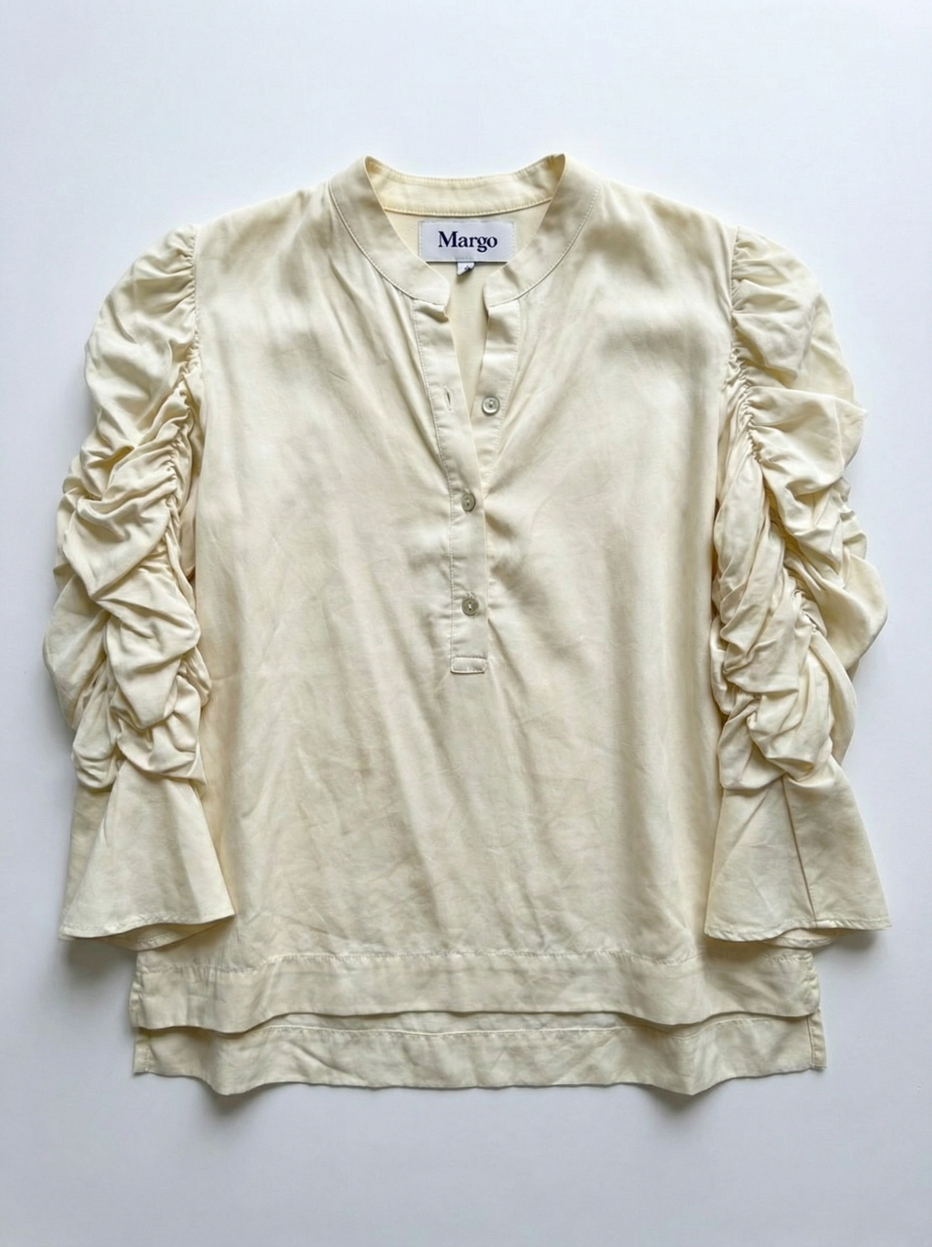 Blusa MARGO — Cruda con Mangas Fruncidas