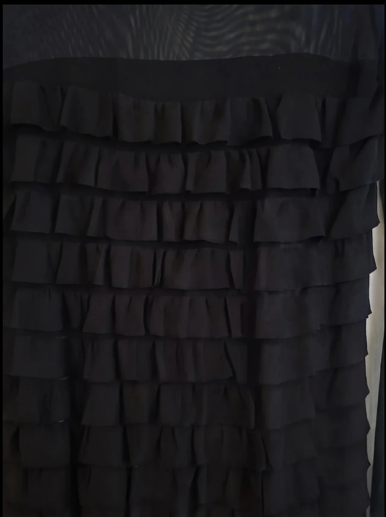 Vestido Negro MASSIMO DUTTI — Tejido semitransparente con Volados en Capas