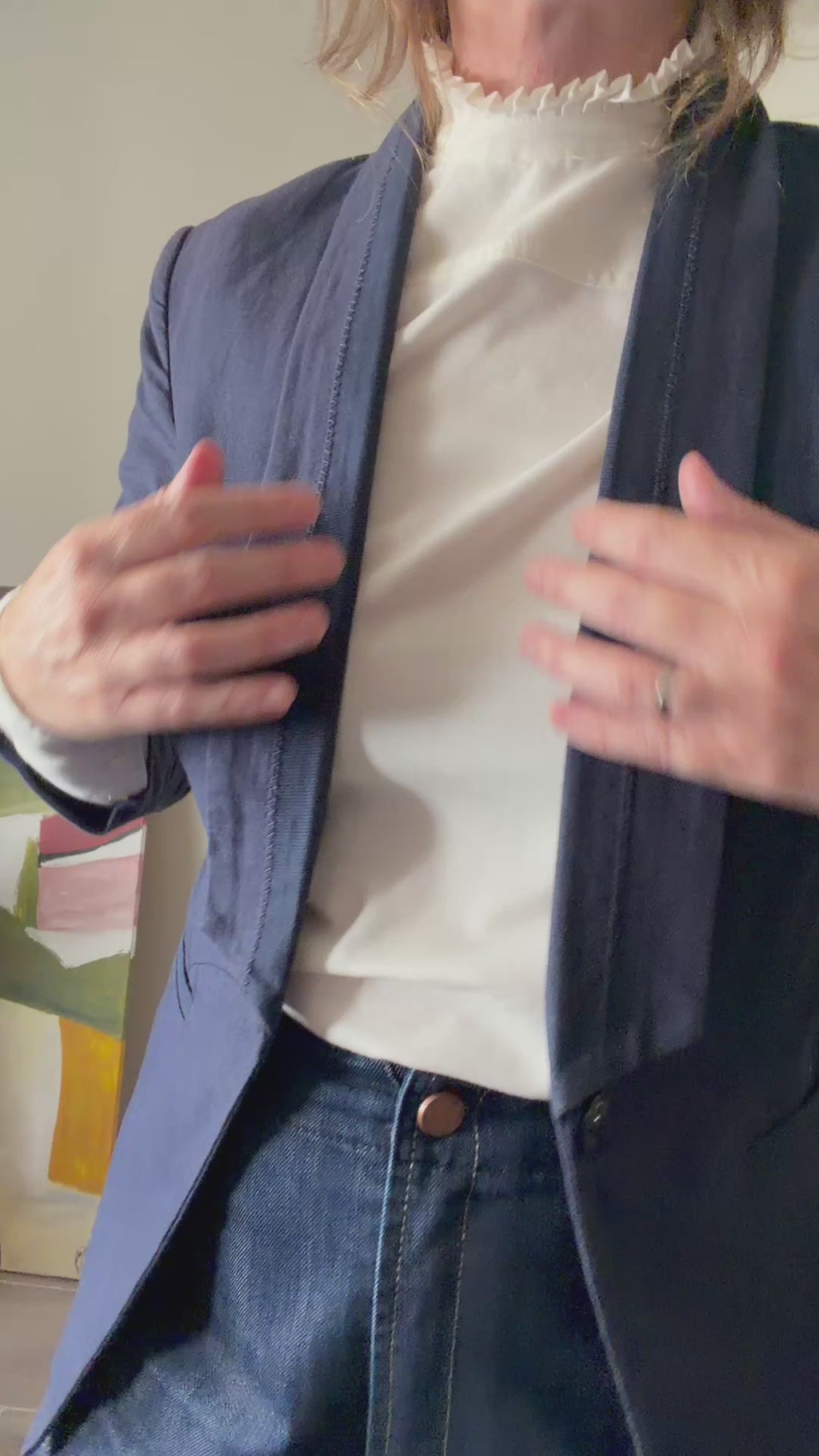 Blazer ORSAY — Azul Marino con Cuello Esmoquin y Manga Fruncida