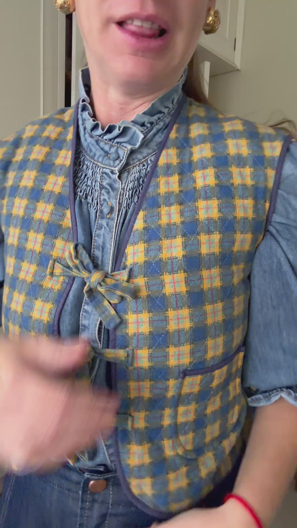 Chaleco Capitoneado a Cuadros Azul y Mostaza — Pieza Única Vintage